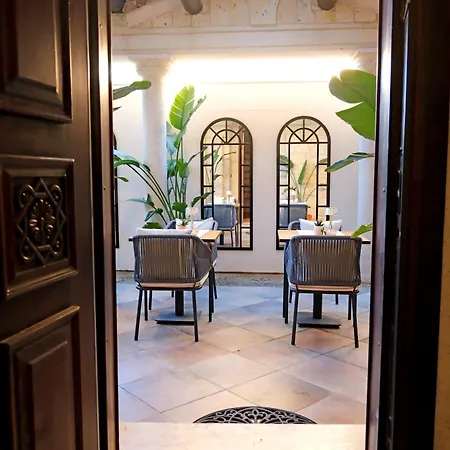 Mai Alaçatı * Çeşme