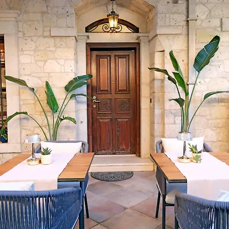 Mai Alaçatı * Çeşme