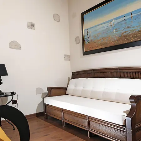 Mai Alaçatı Çeşme